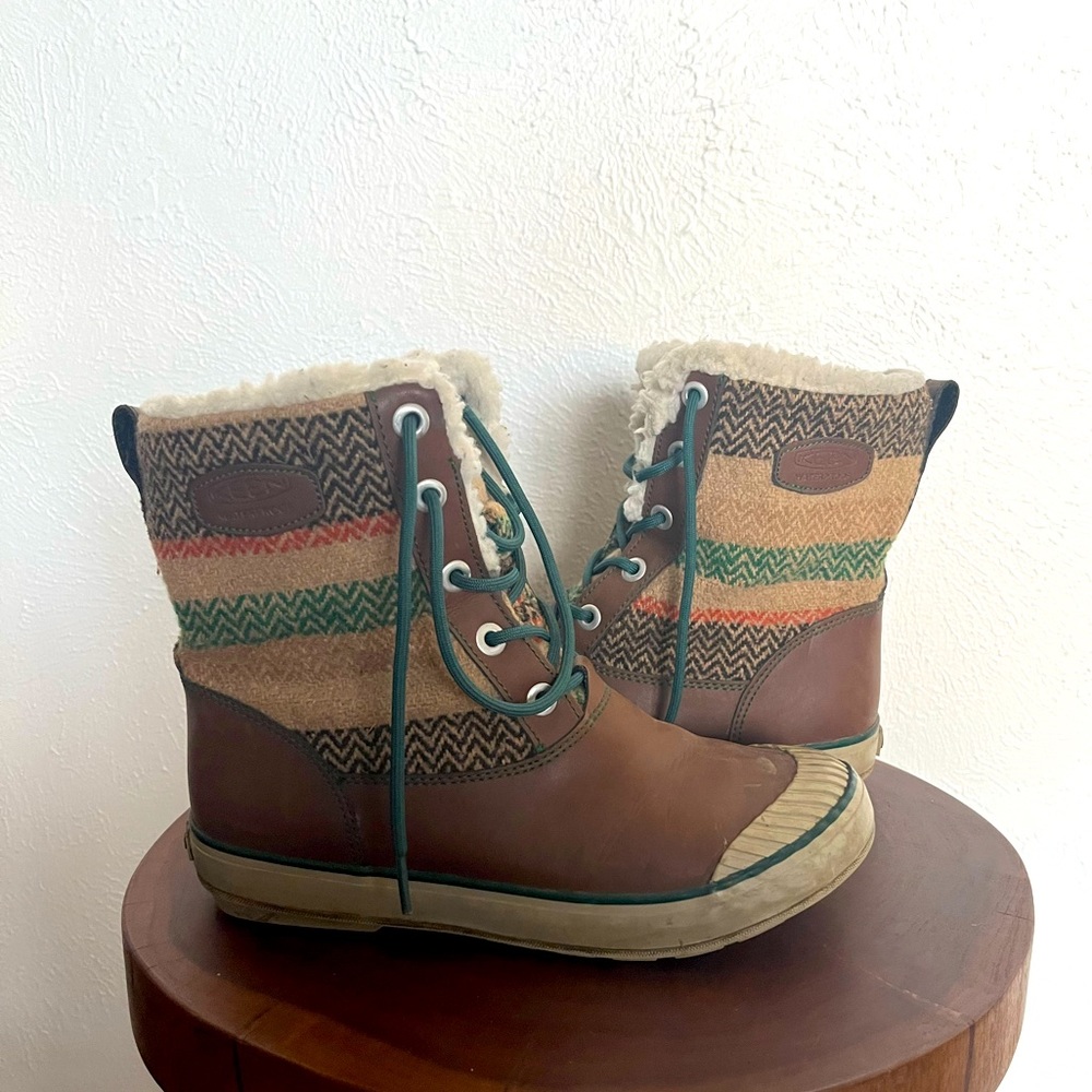 KEEN Elsa Waterproof Lace Up Boots + Leather & Textile + Women’s Sz 8, EUC